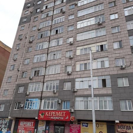 Diplomat Apartments Bishkek Esterno foto